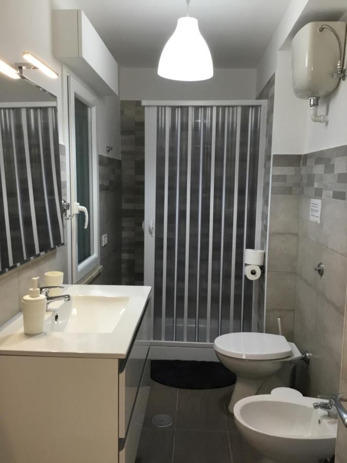 Beach House Apartment Passoscuro Luaran gambar
